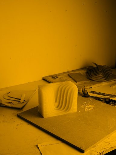 Ulrike Königshofer, Holes of Light 7, 2022, b/w print behind colored glass, framed, 40 x 30cm, ed. 5+2