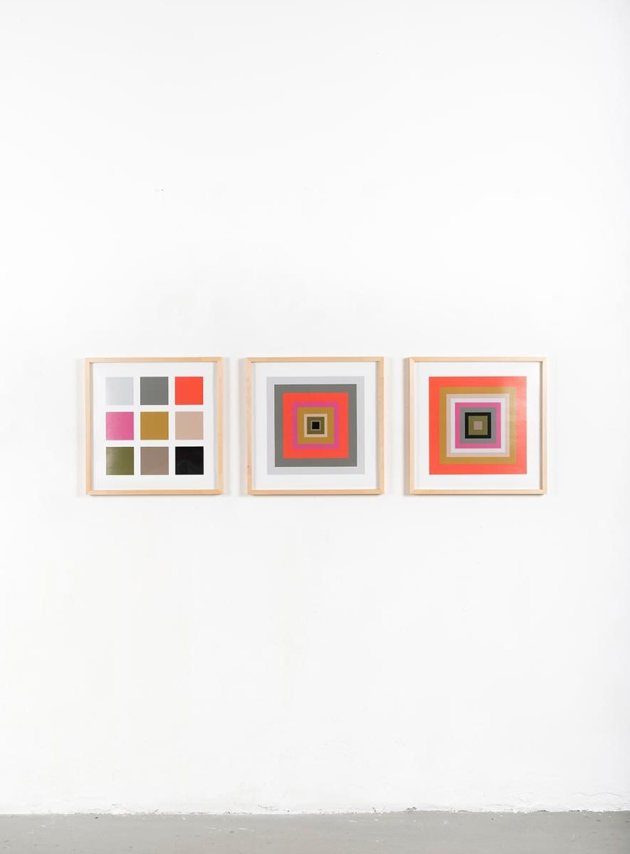 Matthias Klos, AUT—09—24, 2024, 3-teilig, 3 Pigmentprints, gerahmt, Museumsglas, je 60 x 60 cm, ed. 3+1 AP